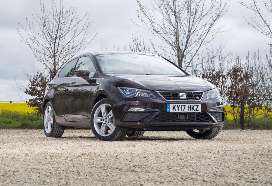  Seat Leon SC FR 2017 года  (UK) (фото 19 из 31)